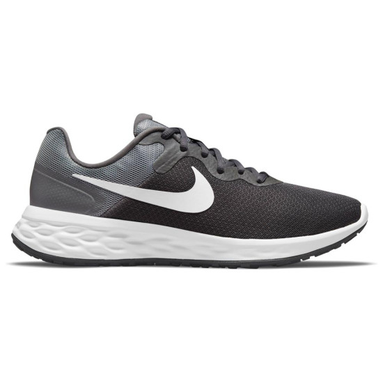 Nike Revolution 6